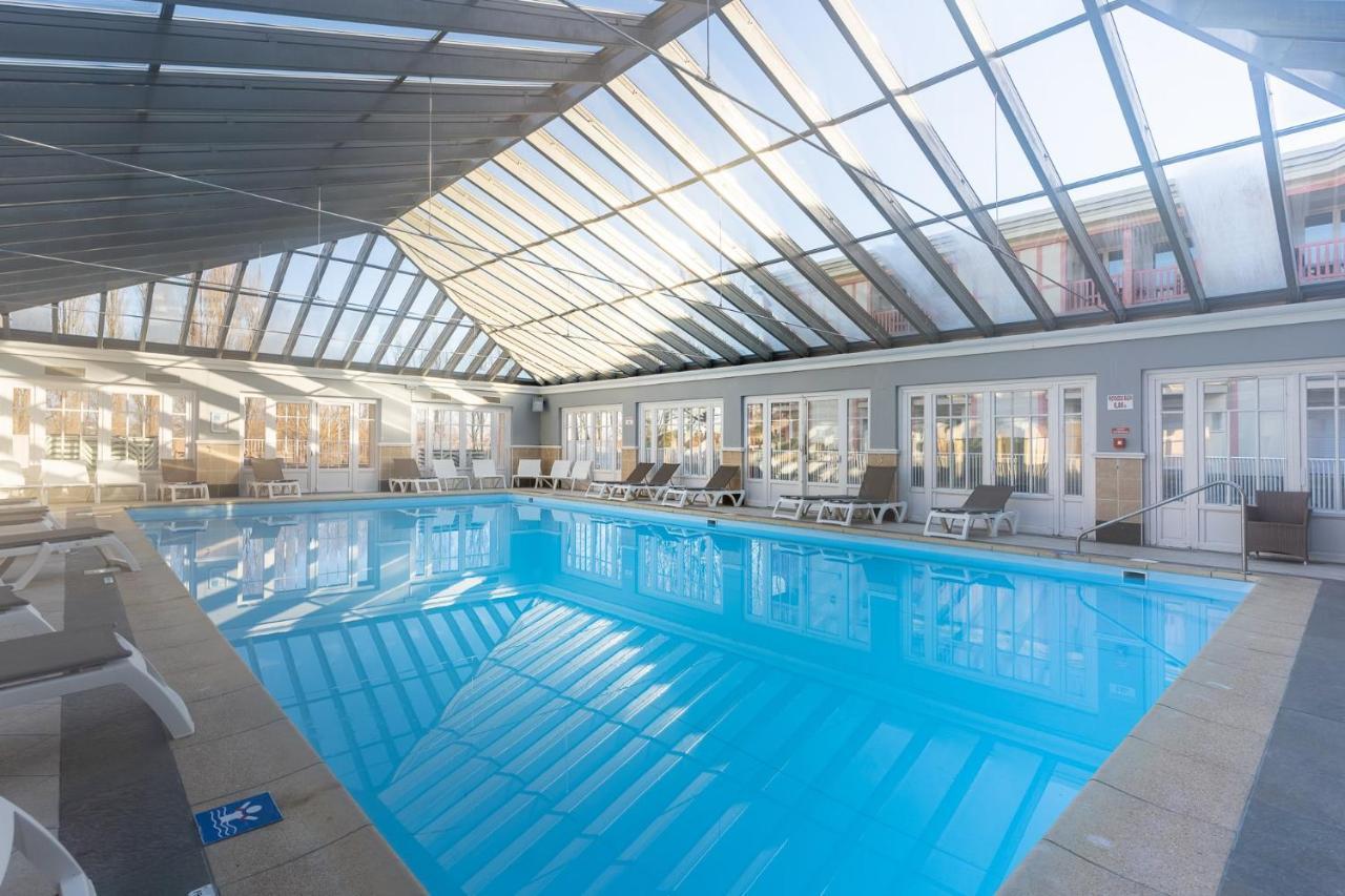 Beautiful Flat With Swimming Pool Tennis Court And Parking 148 Le Touquet Buitenkant foto